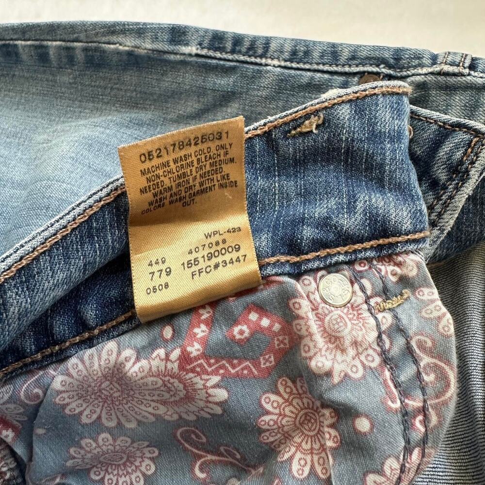 Levi's 526 Bootcut Jeans Women's Size 4 Light Wash Slender Boot 2000s Med Length - Picture 4 of 8